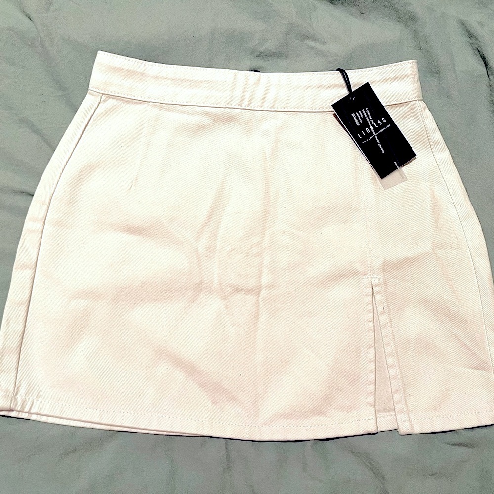 Princess Polly White Denim Mini Skirt with Slit - size small